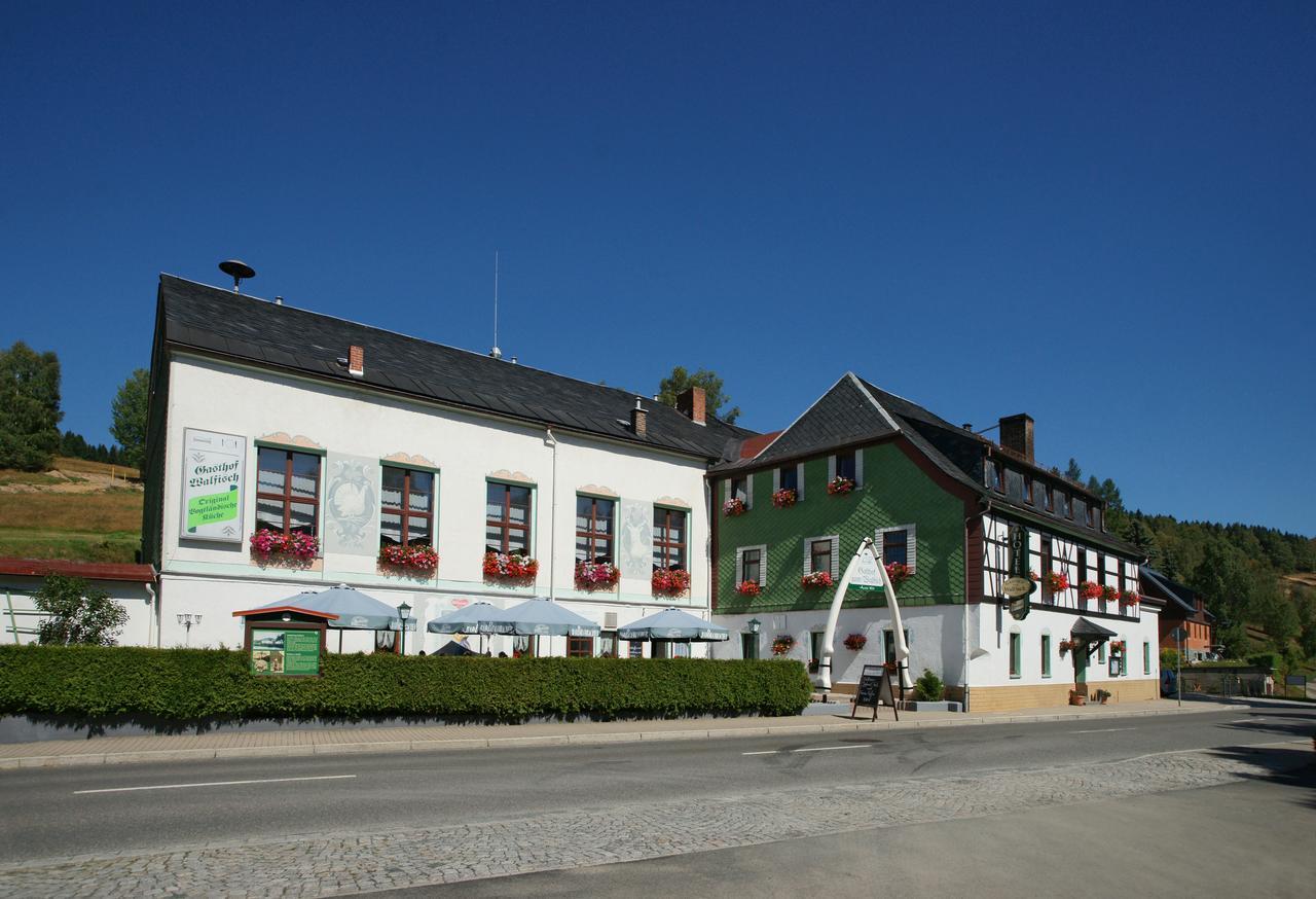 Hotel Gasthof Zum Walfisch Klingenthal Exterior foto